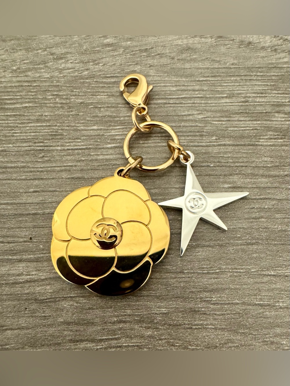 This limited-edition accessory comes in gold and silver tones. It consists of